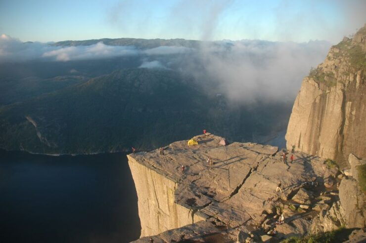 Stavanger: Guided Sunrise Hike to Pulpit Rock - Experience Highlights