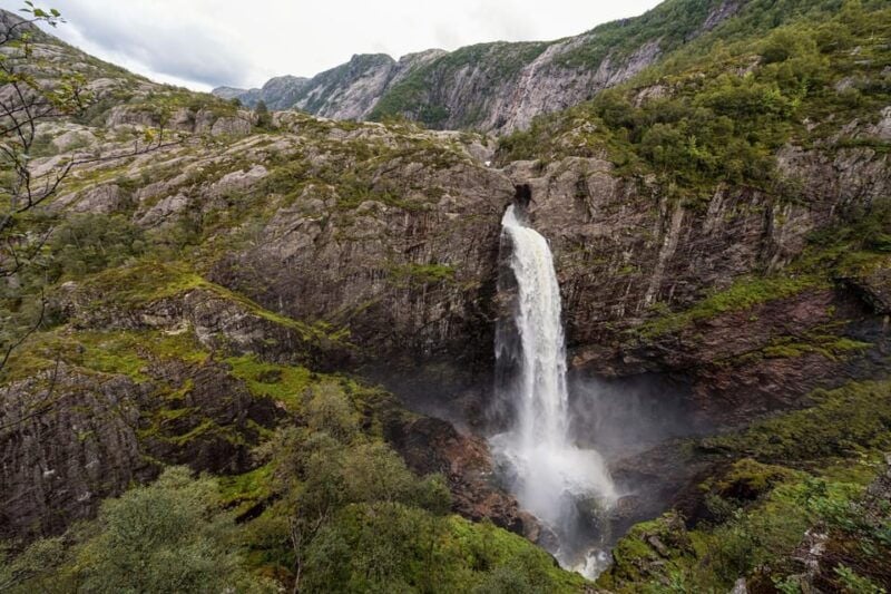 Stavanger: Manafossen Waterfall & Candle Factory Guided Tour - Good To Know