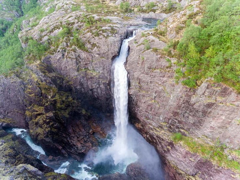 Stavanger: Månafossen Waterfall Guided Tour with Transport - FAQs
