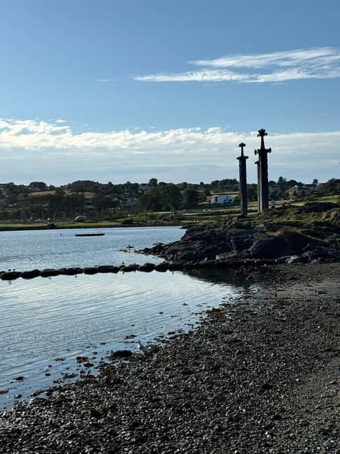 Stavanger: Private Bike Tour with 3 Swords Monument - Detailed Breakdown of the Itinerary