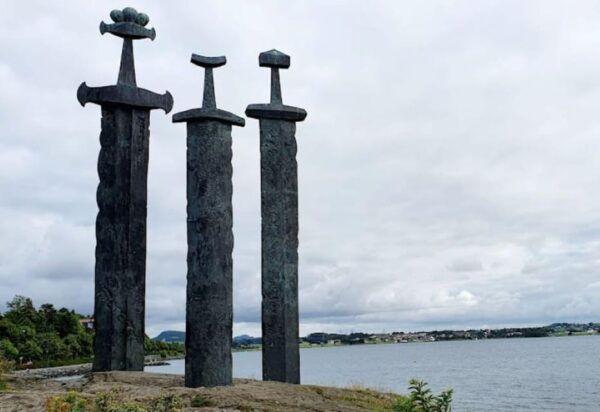 Stavanger Pulpit Rock Guided Private Hike With Hotel Pickup - Frequently Asked Questions