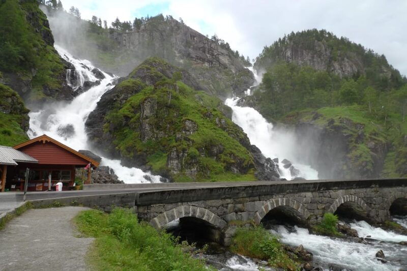Stavanger: Trip to the Langfoss and Latefoss waterfalls - FAQ