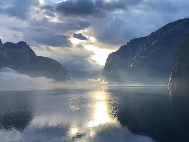 Stavanger:Lysefjord Cruise to Preikestolen and Vagabond Cave - Who Will Love This Tour?
