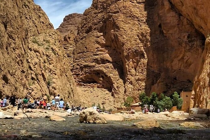 Stay in Ouarzazate- South East Expedition - Local Experiences