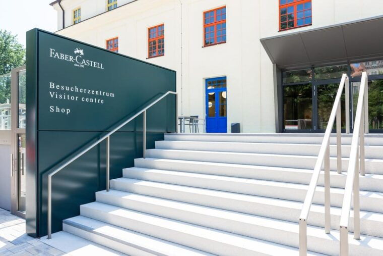 Stein: Guided tour of Count von Faber-Castell's castle - FAQs