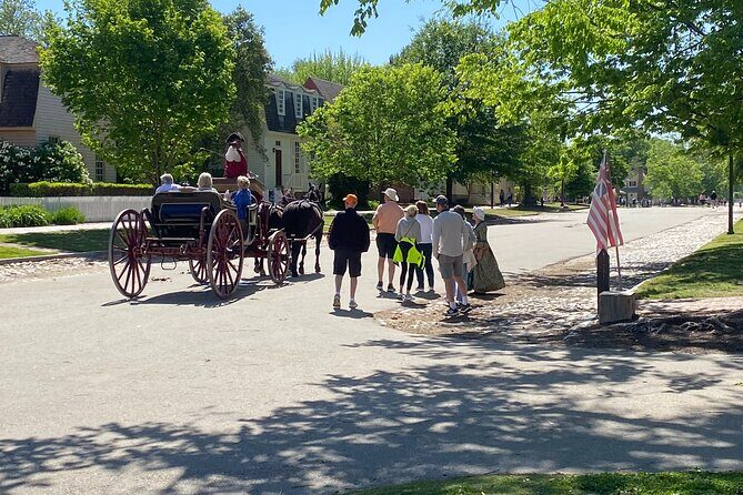 Step in Time Inside Historic Buildings of Colonial Williamsburg - Step in Time Inside Historic Buildings of Colonial Williamsburg: A Complete Guide