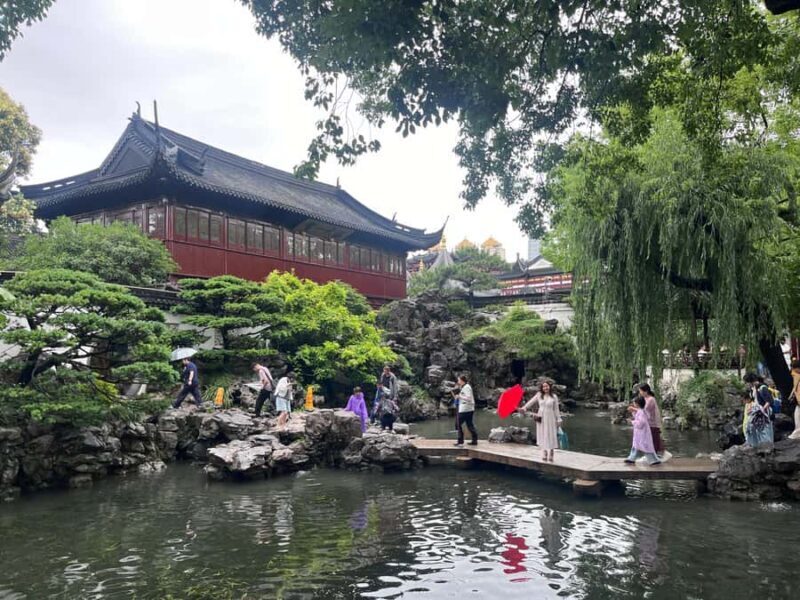 Step into Old Shanghai: Traditional Costume & Tea Experience - Tea Tasting – A Cultural Ritual