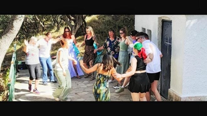 Steps to Tradition: Greek Traditional Dances in Athens - What to Expect During Classes