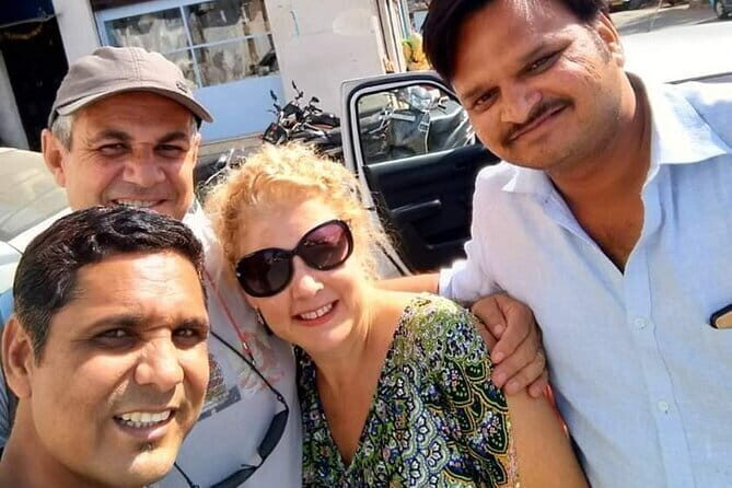 Stepwell & Fatehpur Sikri stops Agra to/from Sawai madhopur city - Good To Know