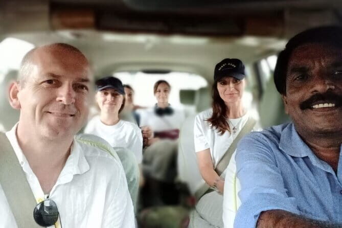 Stepwell & Fatehpur Sikri stops Agra to/from Sawai madhopur city - Navigating the Journey from Agra to Sawai Madhopur