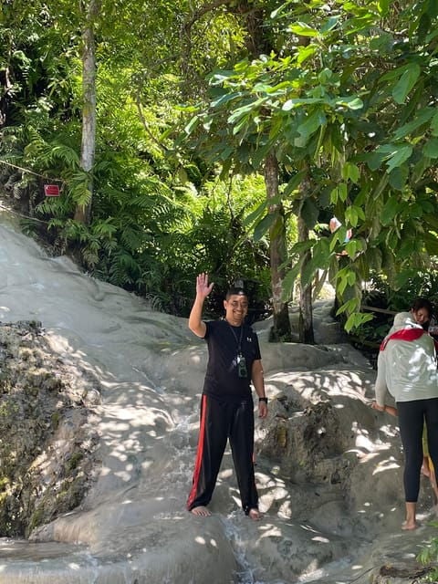 Sticky Waterfall Half-Day Tour With Private Car - Customer Feedback