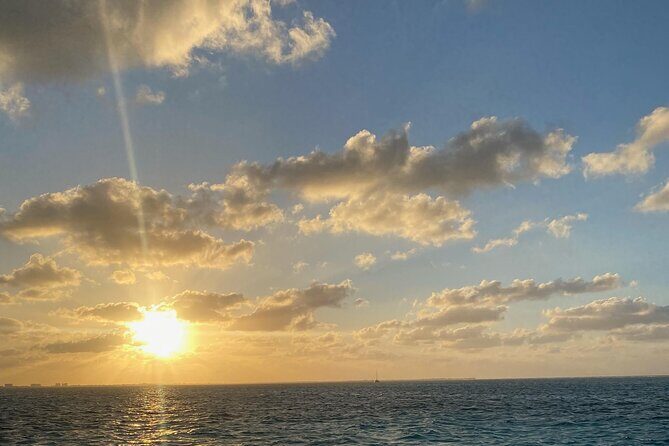 Stingray City Catamaran Sunset Tour - Good To Know