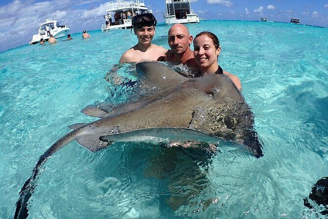Stingray City Sandbar, Snorkel, Star fish Beach (Family operated) - Good To Know