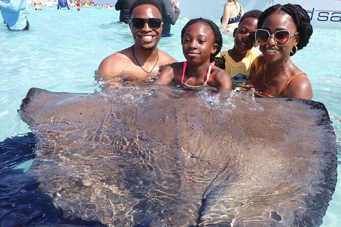 Stingrays and Starfish Point Tour - An In-Depth Look at the Tour Experience