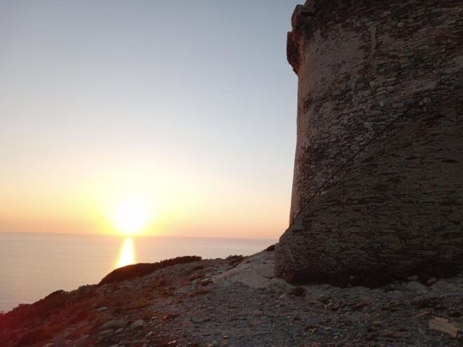 Stintino: Trekking Tour in Capo Falcone - Tour Highlights and Cancellation Policy