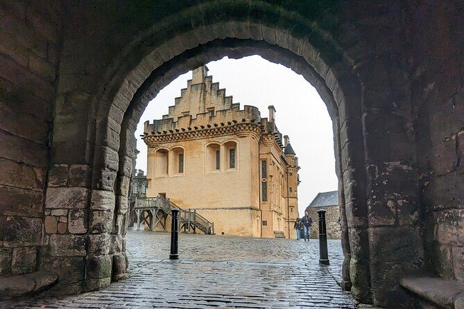 Stirling Castle, Lindores Distillery and St Andrews private tour - A Complete Breakdown of the Experience