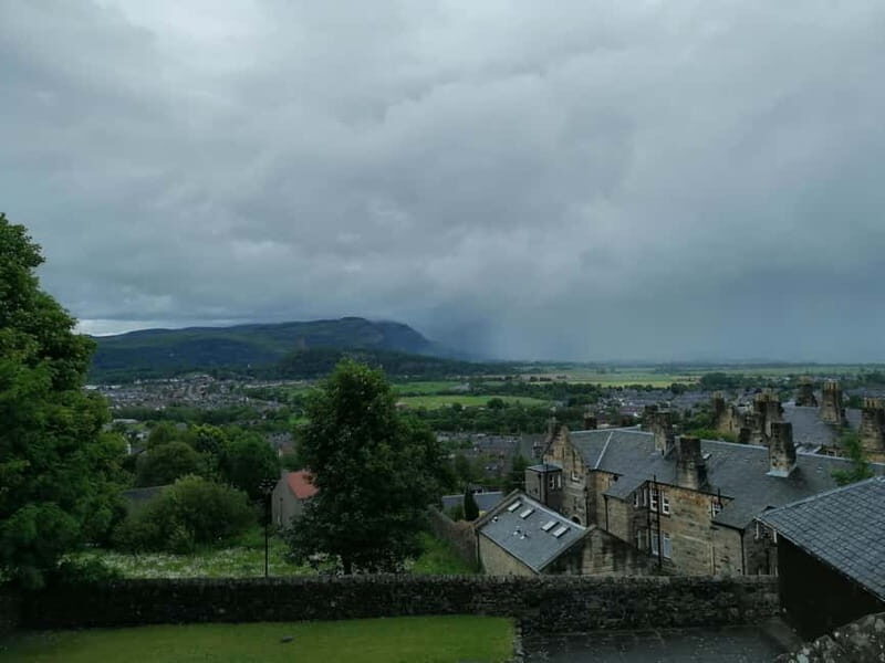 Stirling: Daily Guided Walking Tour (11am & 2pm) - Is This Tour for You?