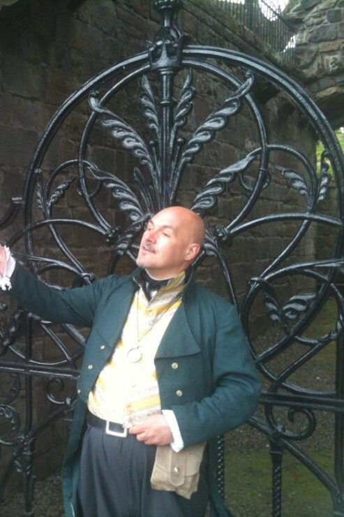 Stirling: Highlights of The Old Town Private Walking Tour - Experience and Highlights