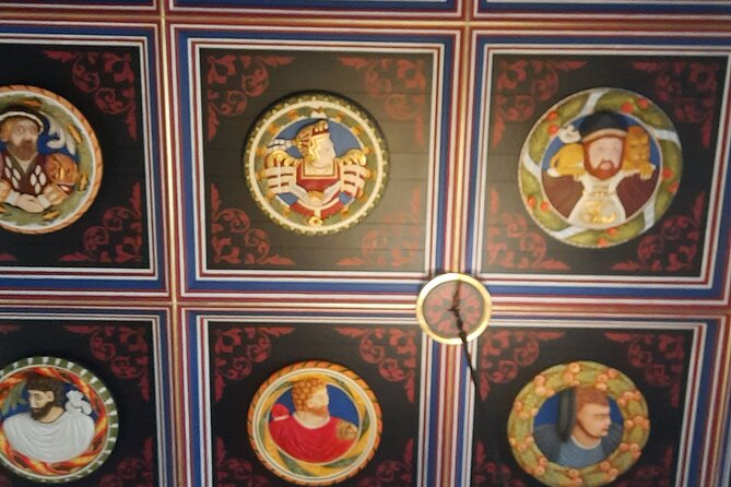 Stirling Tour - Pricing and Provider