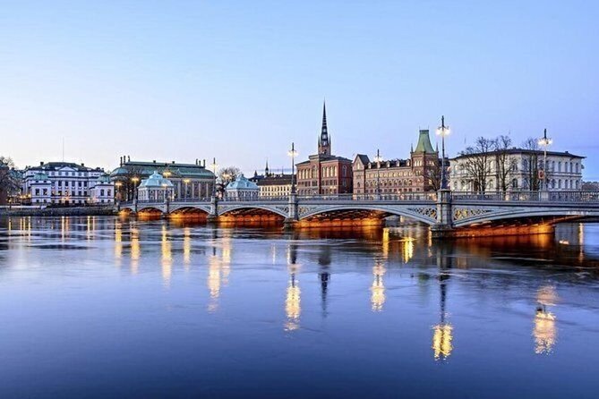 Stockholm Airport Transfers : Airport ARN to Stockholm City in Business Car - Convenient Pickup and Drop-Off Locations