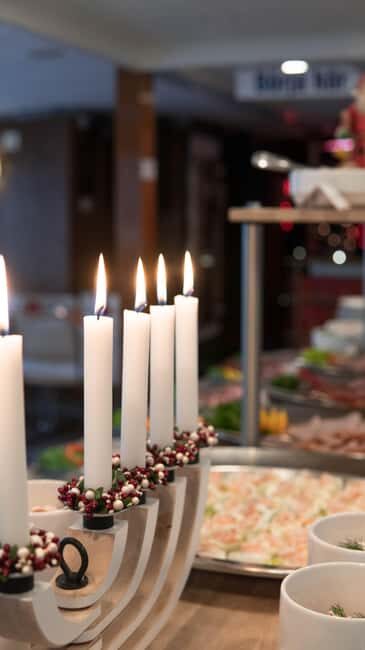 Stockholm: All-You-Can-Eat Christmas Buffet Cruise Livemusic - Good To Know