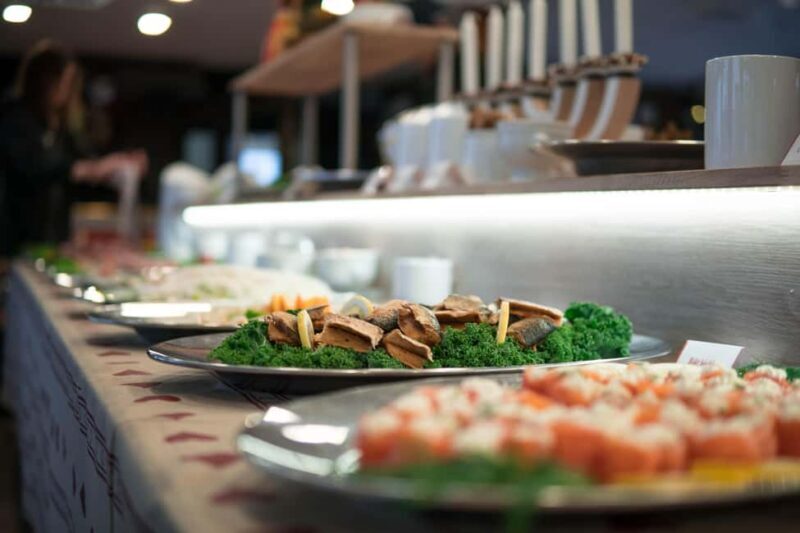 Stockholm: All-You-Can-Eat Christmas Buffet Cruise Livemusic - Final Thoughts