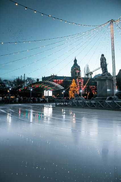 Stockholm: Christmas Markets & Lights Guided Walking Tour - Good To Know