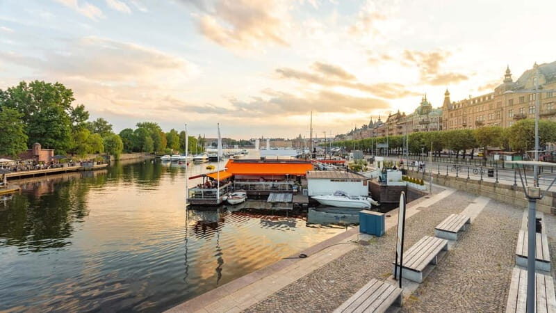 Stockholm Day Tour: Old Town, Vasa Museum & City Views - Exploring Stockholm in Style and Comfort