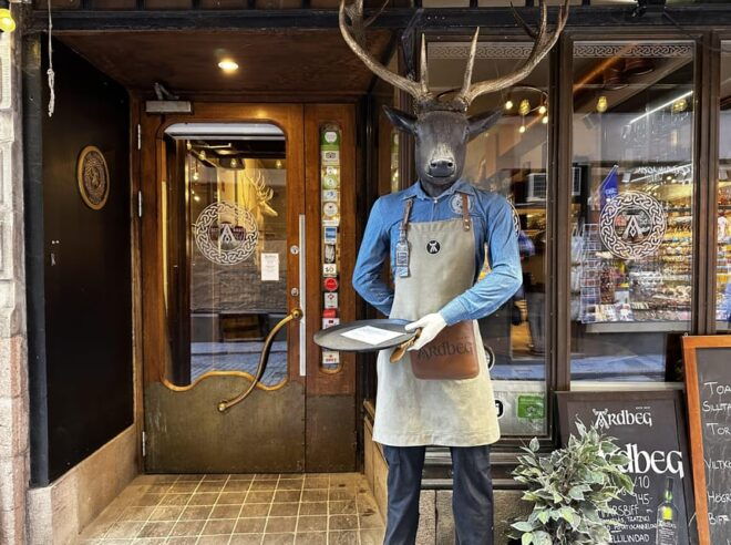 Stockholm: Food Walking Tour With Secret Dish - Cultural Exploration