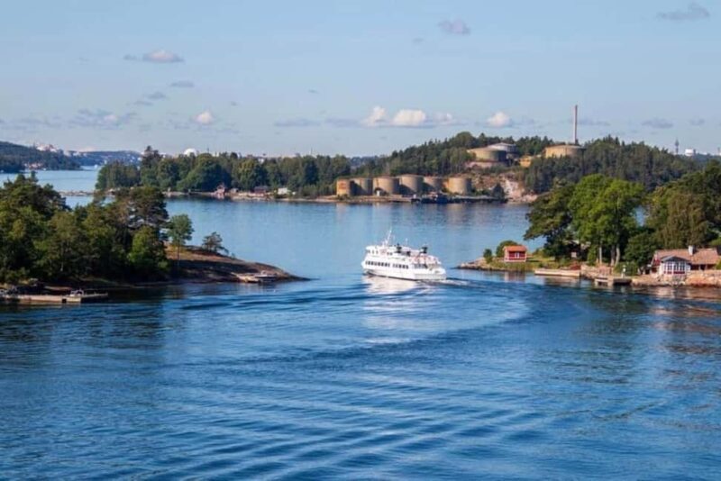 Stockholm: Guided Archipelago Boat Tour to Fjäderholmarna - A Practical Look at the Tour Experience