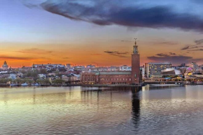 Stockholm: Insta-Perfect Walk With a Local - Booking and Cancellation Policy