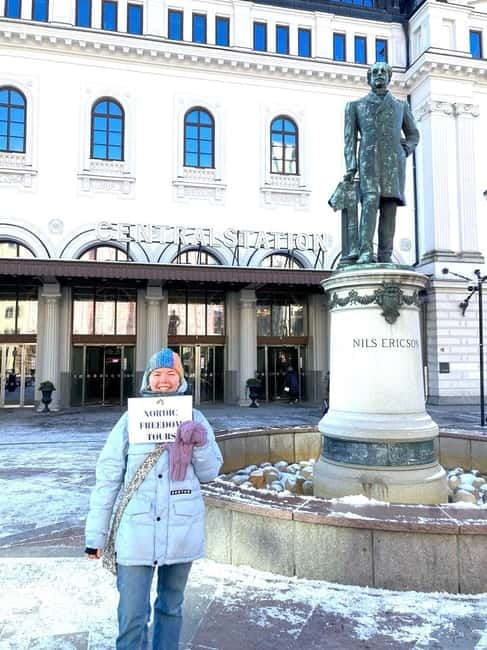 Stockholm: Modern City Walking Tour with Local Guide - Good To Know