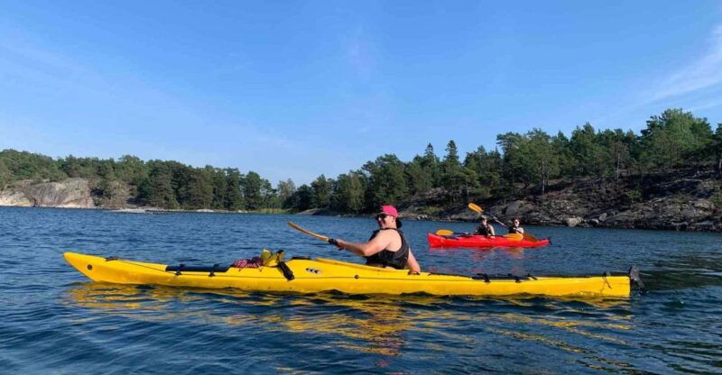 Stockholm: Morning Kayak Tour in the Archipelago with Lunch - An Introduction to the Kayaking Experience