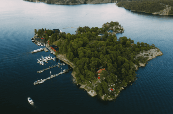Stockholm: Motorboat Charter Tour With Captain - Tips for Your Trip