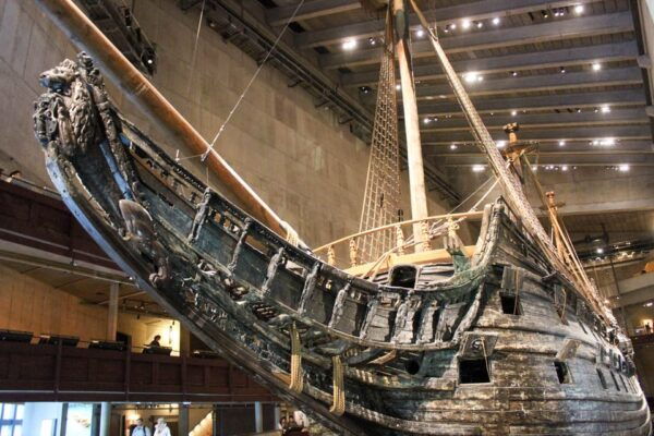 Stockholm: Must-See Attractions City Hall, Old Town & Vasa - Tour Features and Inclusions