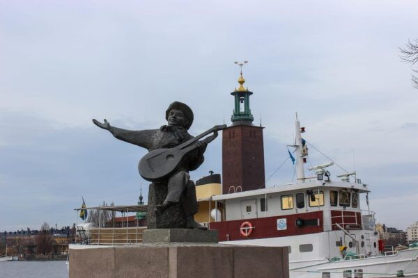 Stockholm: Must-See Attractions City Hall, Old Town & Vasa - Frequently Asked Questions