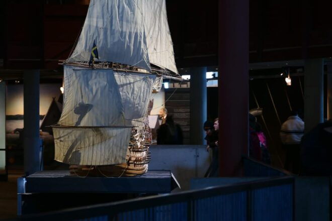 Stockholm Must See: City Hall, Gamla Stan and Vasa Museum - Highlights of the Old Town