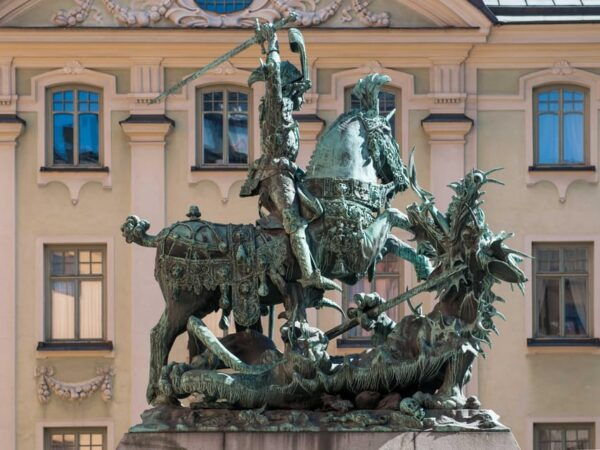 Stockholm Must See: City Hall, Gamla Stan and Vasa Museum - Ferry Ride Experience