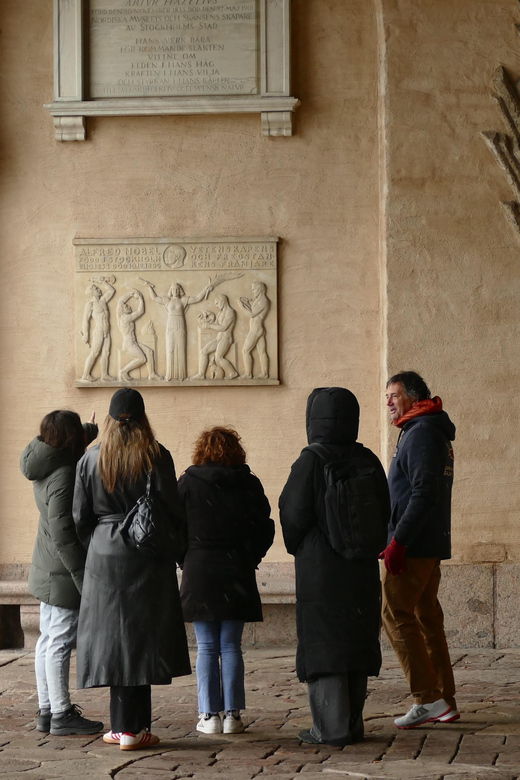 Stockholm Must See: City Hall, Gamla Stan and Vasa Museum - Who Will Love This Tour?