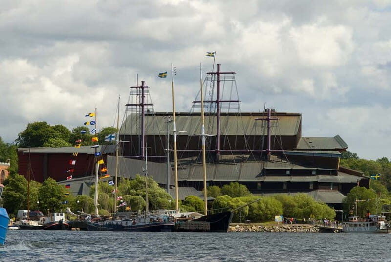 Stockholm: Old Town, Djurgården Island & Vasa Museum - Good To Know