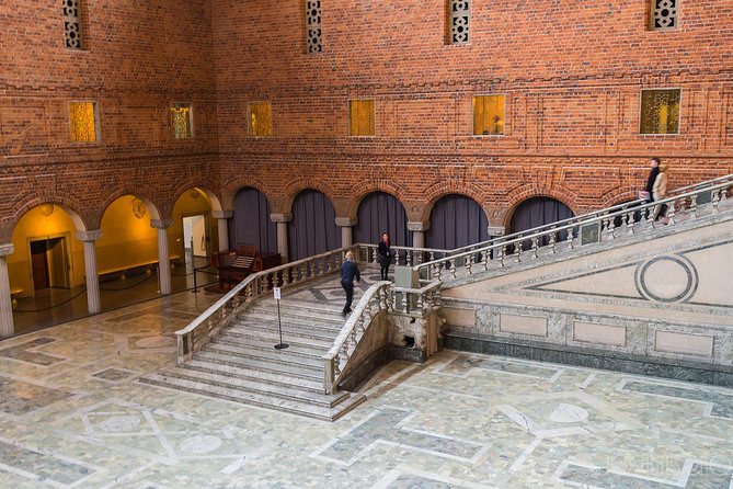 Stockholm Private Shore Excursion: City Hall and Vasa Museum - Pricing and Group Size Options
