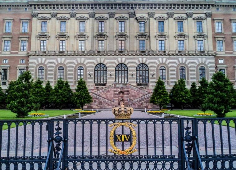 Stockholm Royal Palace Museums Gamla Stan Skip-the-line Tour - The Sum Up