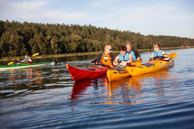 Stockholm: Sunset Archipelago Kayaking & Toast on the Water - FAQ