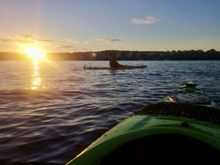 Stockholm: Sunset Kayak Tour in the City Swedish Fika - Itinerary Highlights