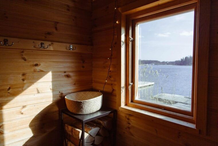Stockholm: Traditional Sauna with Polar Plunge in Baltic Sea - Cost and Value for Money