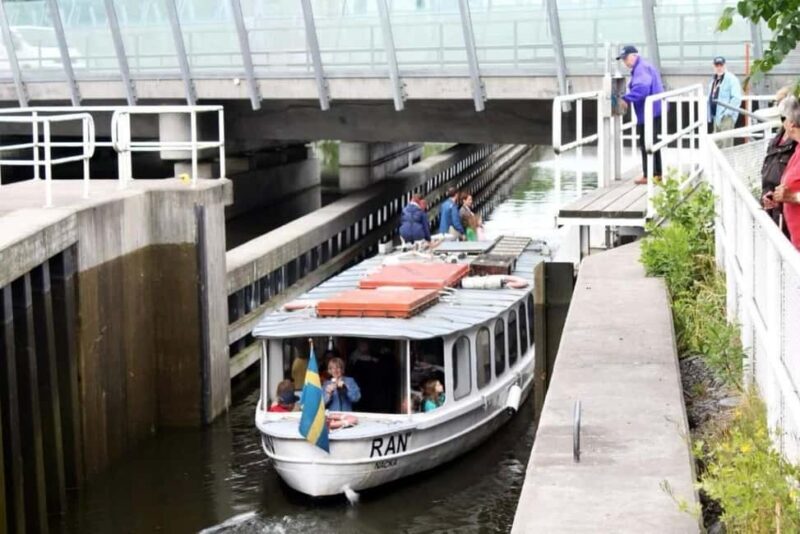 Stockholm: Vasa Museum, Vrak & Canal Live Guided Boat Tour - FAQ