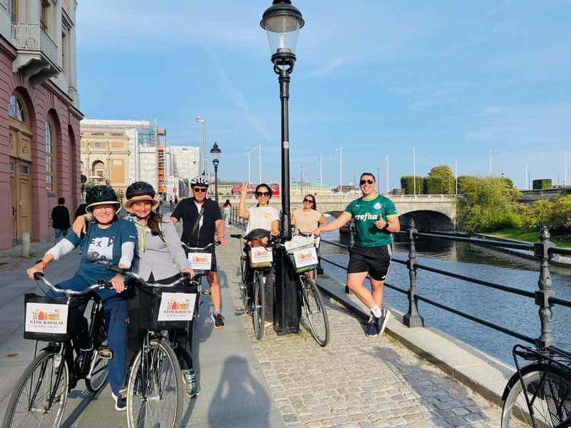 Stockholm's Best Bike Tour! (English / Deutsch) - The Sum Up
