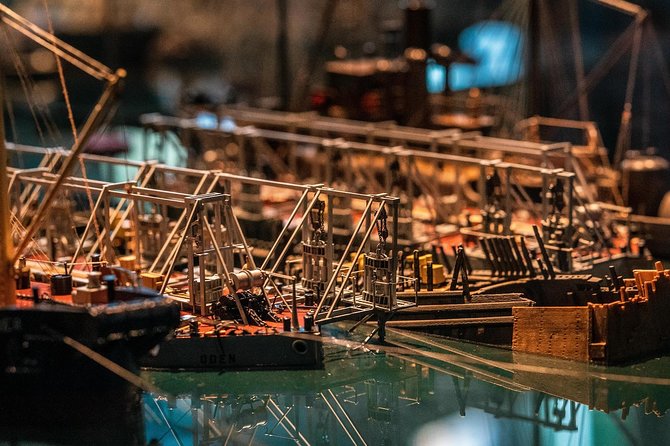 Stockholms Old Town & Vasa Museum Private Walking Tour - The Sum Up