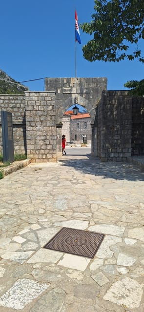 Ston: Private White Gold Tour With a Wall Climb - Exploring Ston: A Unique Blend of History, Views, and Adventure