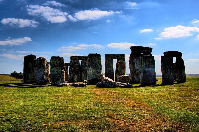 Stonehenge and Windsor From London - Tour Inclusions